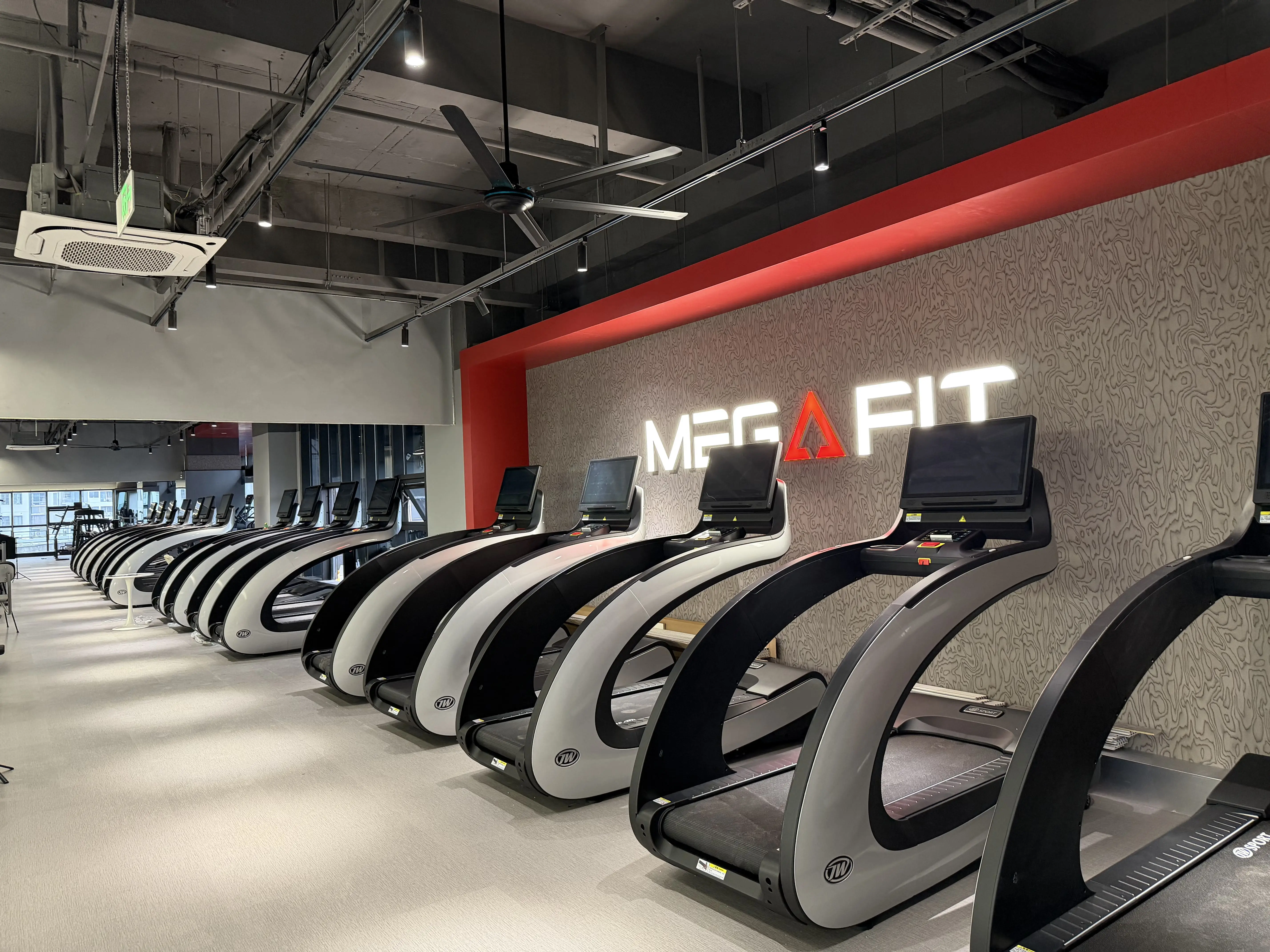 JW Sports - Mega Gym